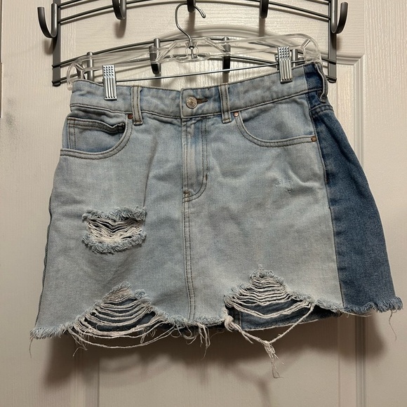 Pacsun Jean Distressed Skirt two tone blue cut off size 25 boho - Picture 1 of 13